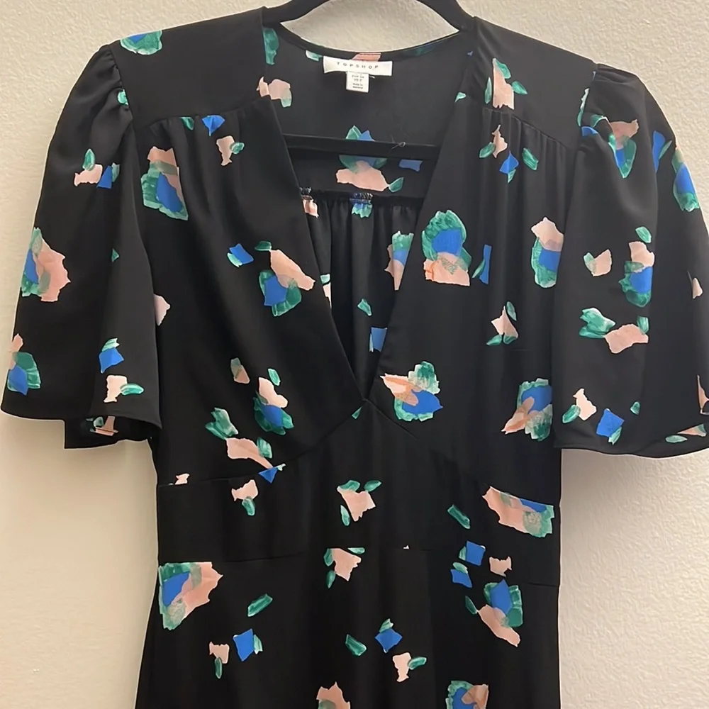 NWOT Topshop black flutter sleeve brushstroke midi dress Size 2 - Picture 4 of 7
